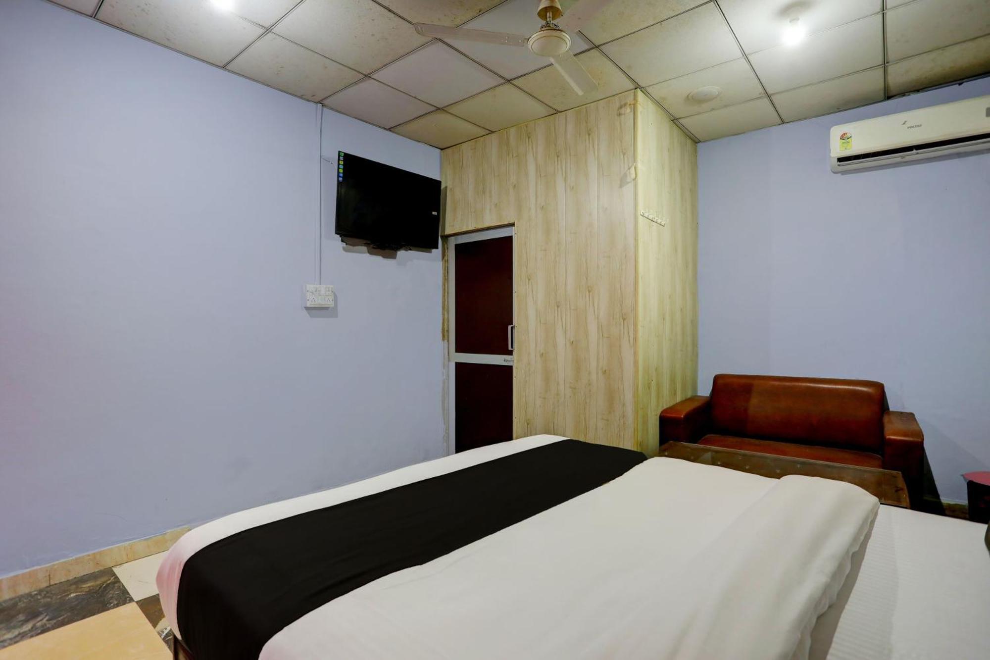 Collection O Harsh Hotel & Restaurant Bhiwadi Dış mekan fotoğraf
